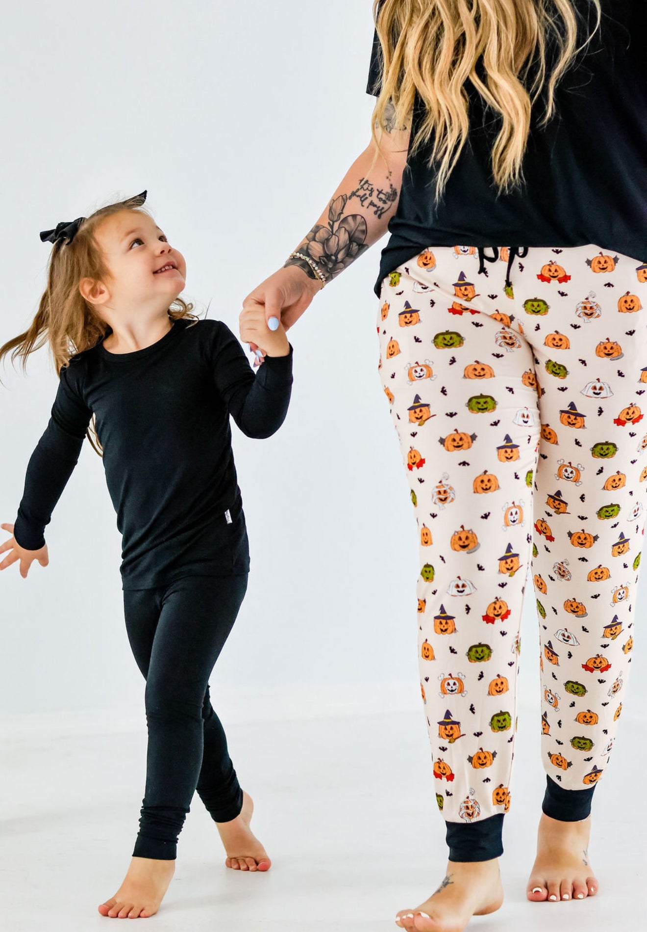 Iconic Pumpkins Joggers