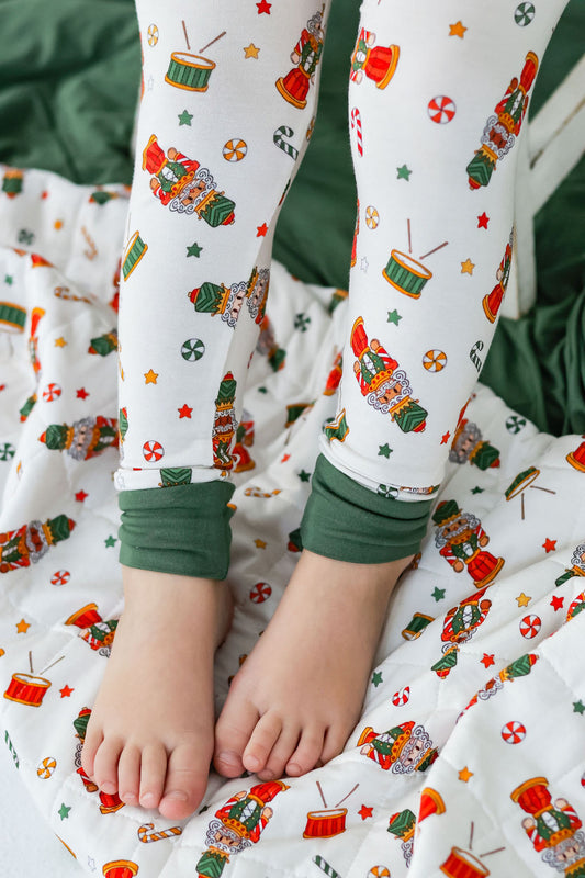 GREEN NUTCRACKER ADULT BLANKET